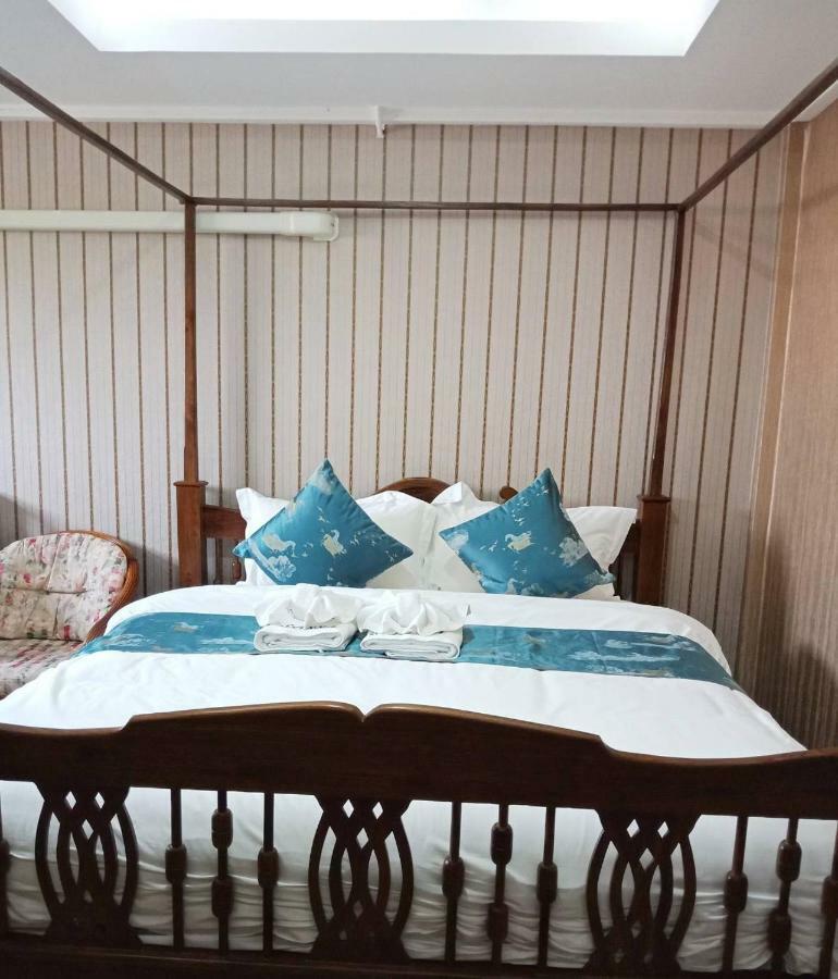 Hotel A Lanna Boutique House à Chiang Mai Extérieur photo